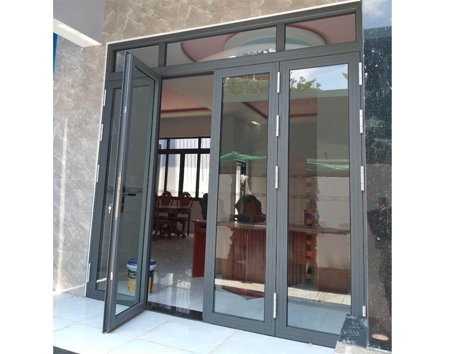 Cua-nhom-xingfa-xam-tro---Gap-xep