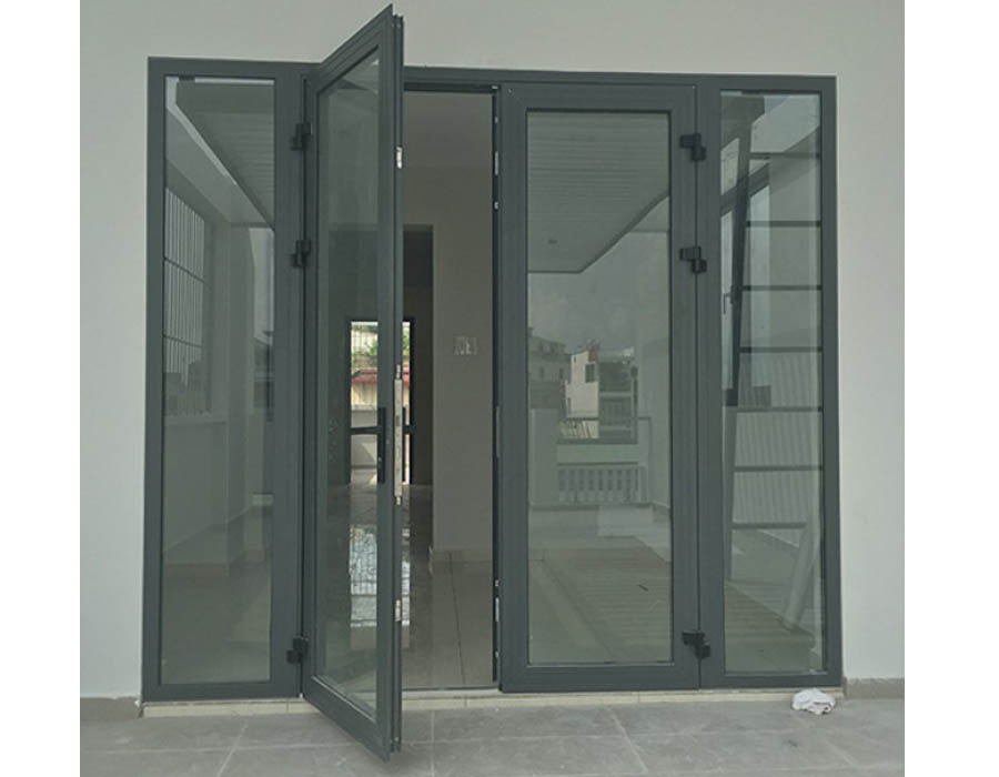 Cua-nhom-kinh-xingfa-nha-pho